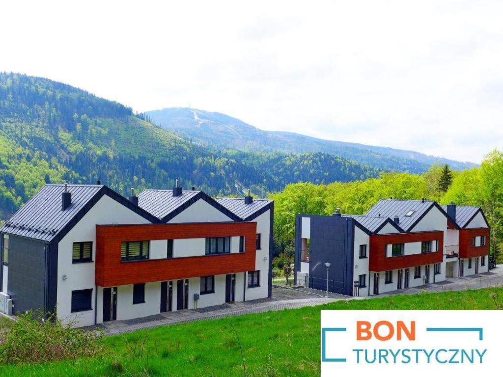 שצ'צ'ירק Apartamenty Zloty Widok מראה חיצוני תמונה