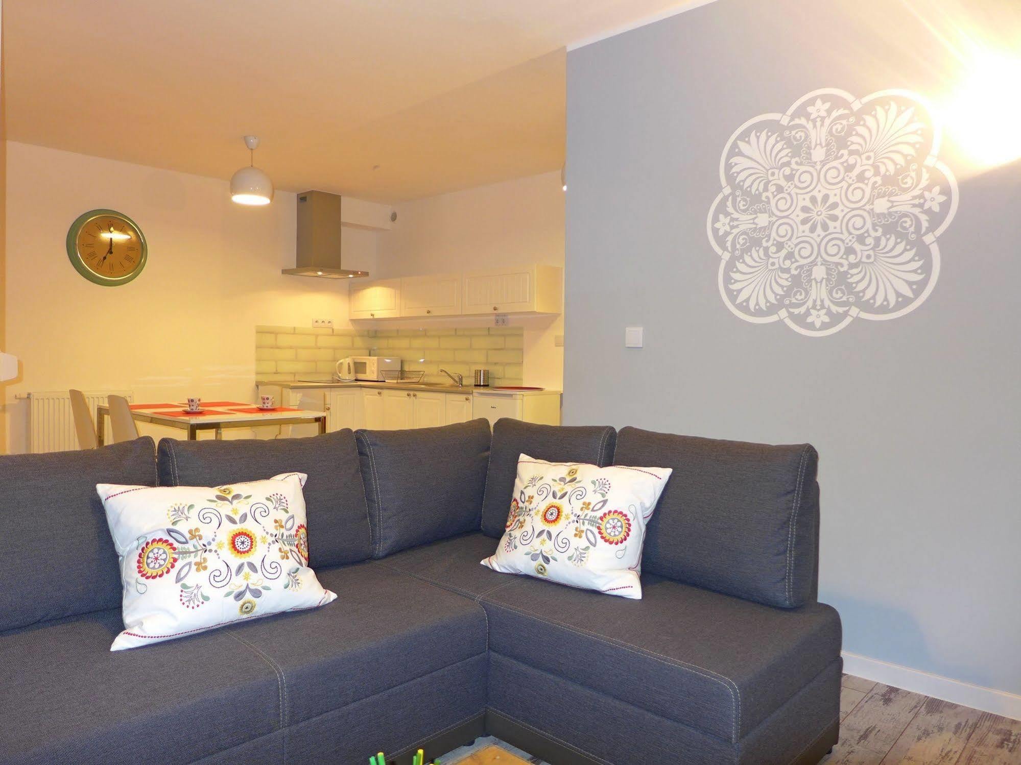שצ'צ'ירק Apartamenty Zloty Widok מראה חיצוני תמונה
